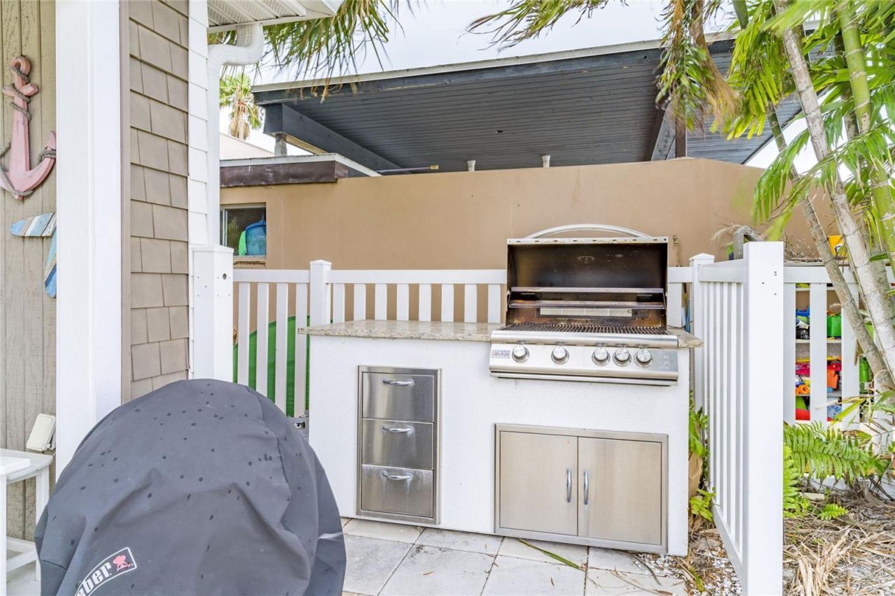 110 Devon Drive, Clearwater, FL 33767 Photo