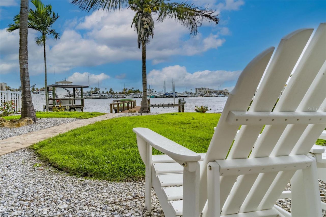 110 Devon Drive, Clearwater, FL 33767 Photo