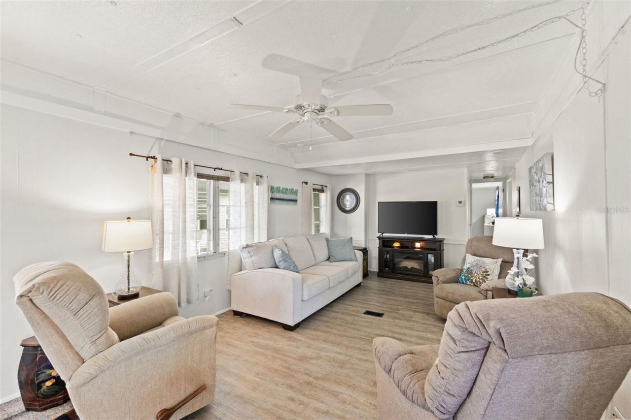 354 Quiet Way, Palmetto, FL 34221 Photo