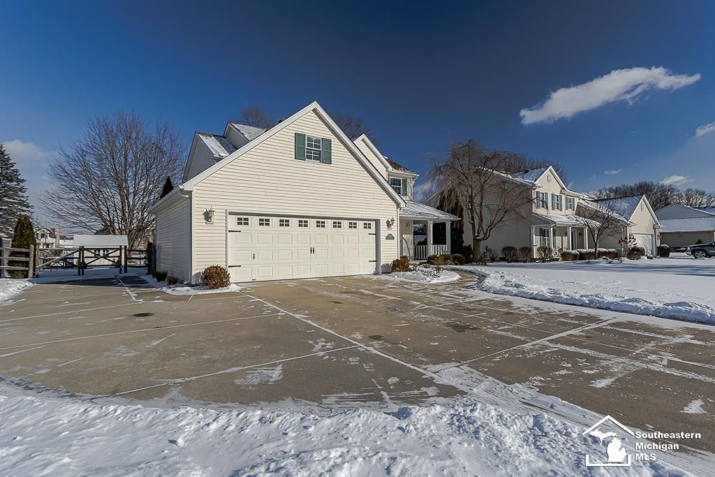 2234 Stirrup Drive, Temperance, MI 48182 Main Photo