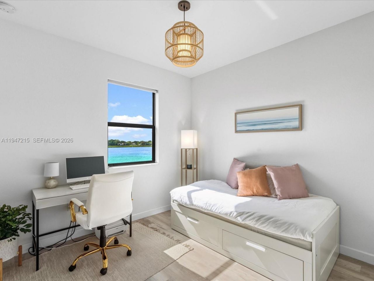 544 NE 206th Ln, Miami, FL 33179 Photo