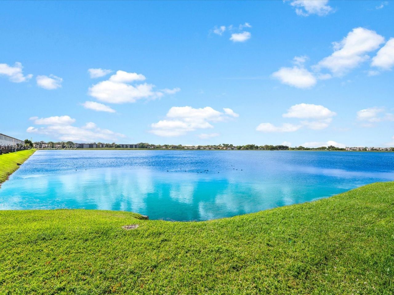 544 NE 206th Ln , Miami, FL 33179 Photo