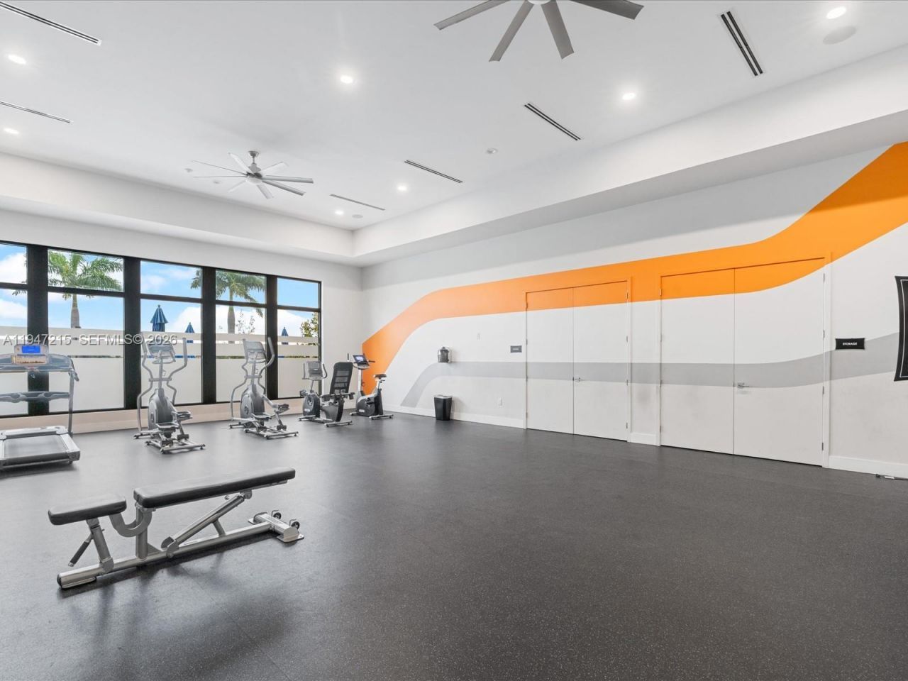 544 NE 206th Ln, Miami, FL 33179 Photo