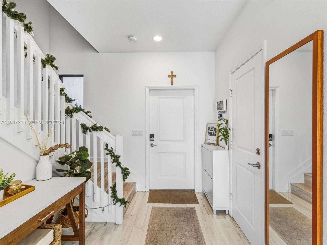 544 NE 206th Ln, Miami, FL 33179 Photo