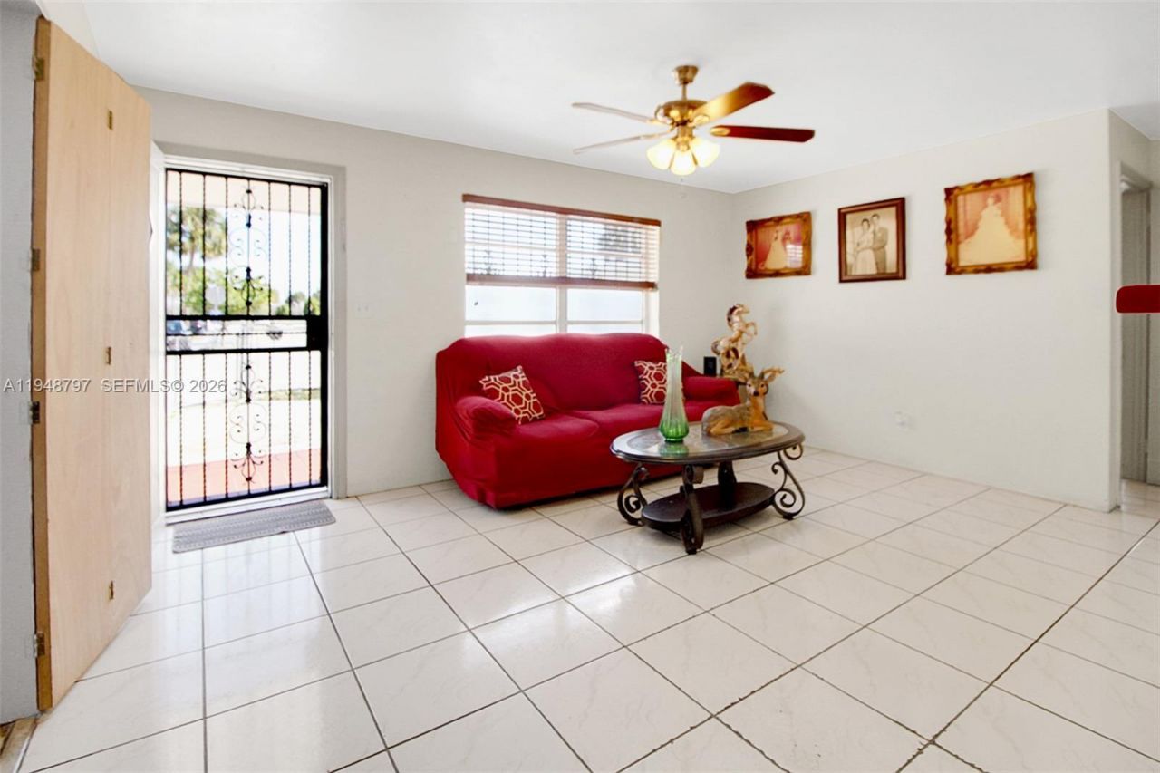 1311 SW 33rd Ter, Fort Lauderdale, FL 33312 Photo