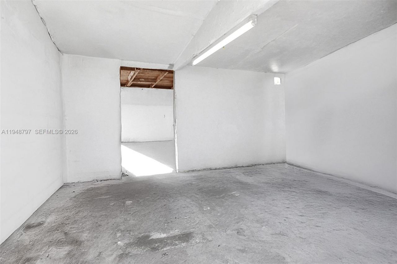 1311 SW 33rd Ter, Fort Lauderdale, FL 33312 Photo