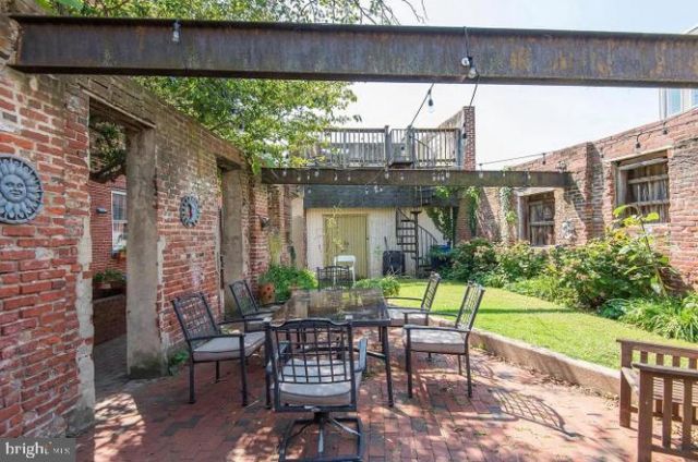 212 Carpenter Street, Unit C, Philadelphia, PA 19147 Main Photo