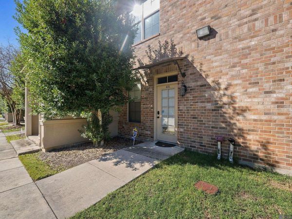 888 S Kenilworth Pkwy, Unit #4H, Baton Rouge, LA 70820