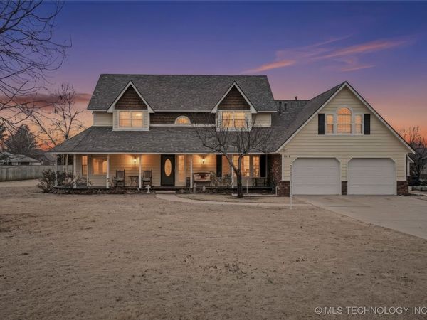 7918 N 156th East Avenue, Owasso, OK 74055