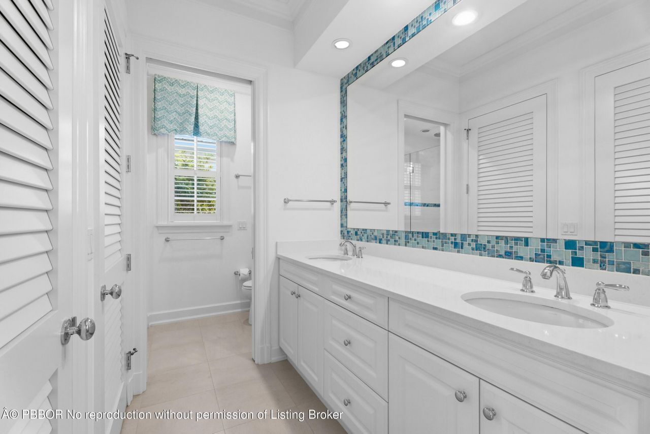 1070 Beach Road, Vero Beach, FL 32963 Photo