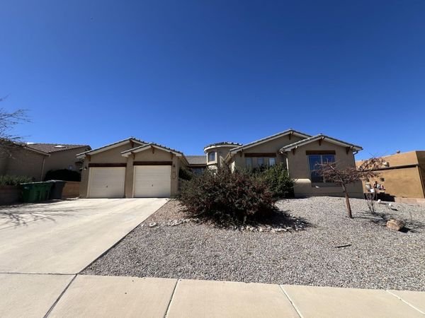 857 Loma Pinon Loop NE, Rio Rancho, NM 87144