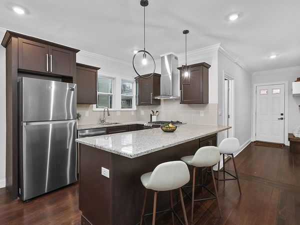 200-202 Elliot St, Unit 1, Newton, MA 02464