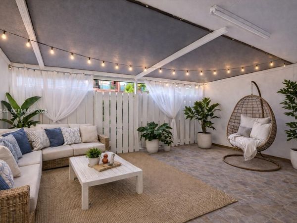 850 SW 129th Pl, Unit 103, Miami, FL 33184