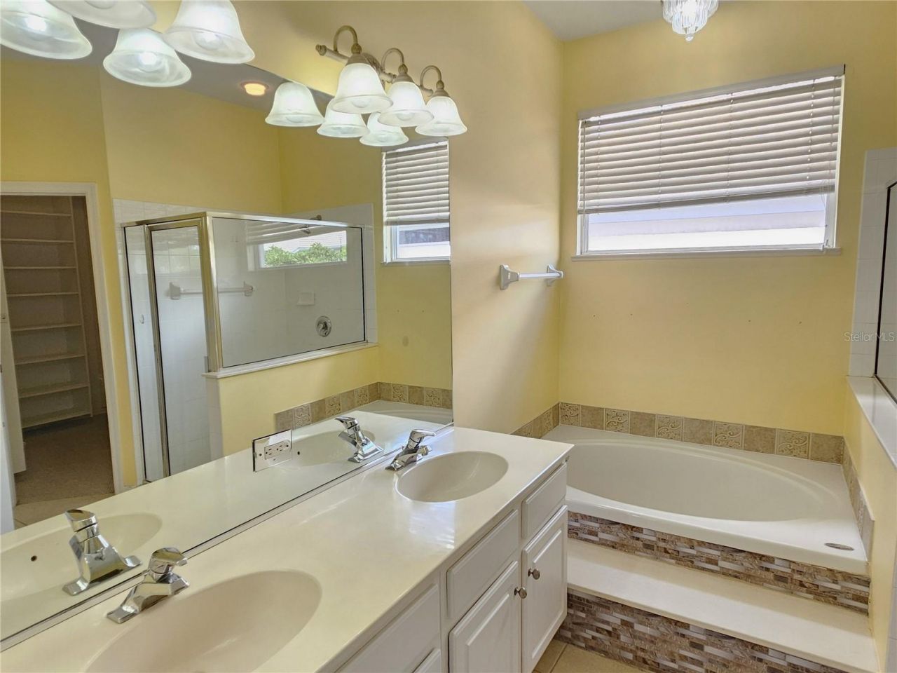 175 Braemar Avenue, Venice, FL 34293 Photo