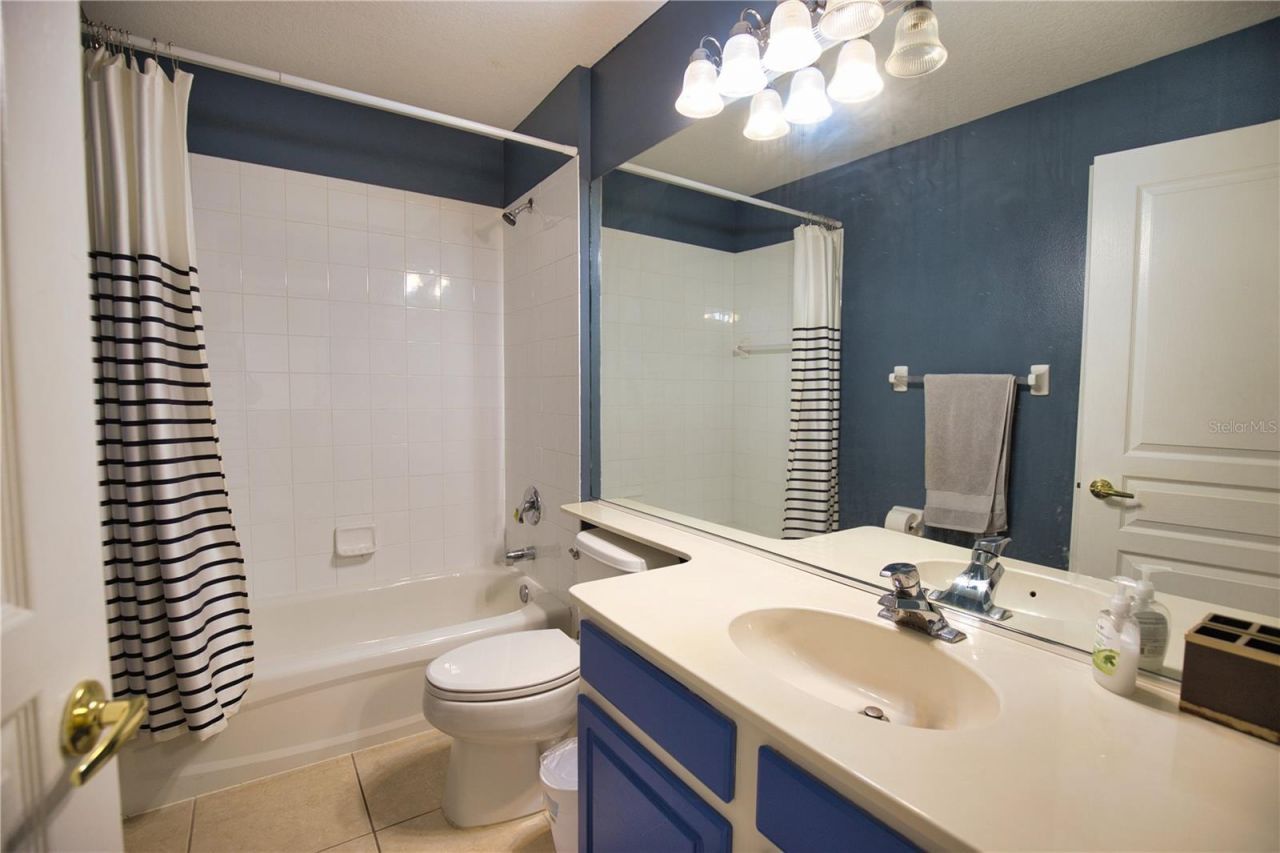 175 Braemar Avenue, Venice, FL 34293 Photo