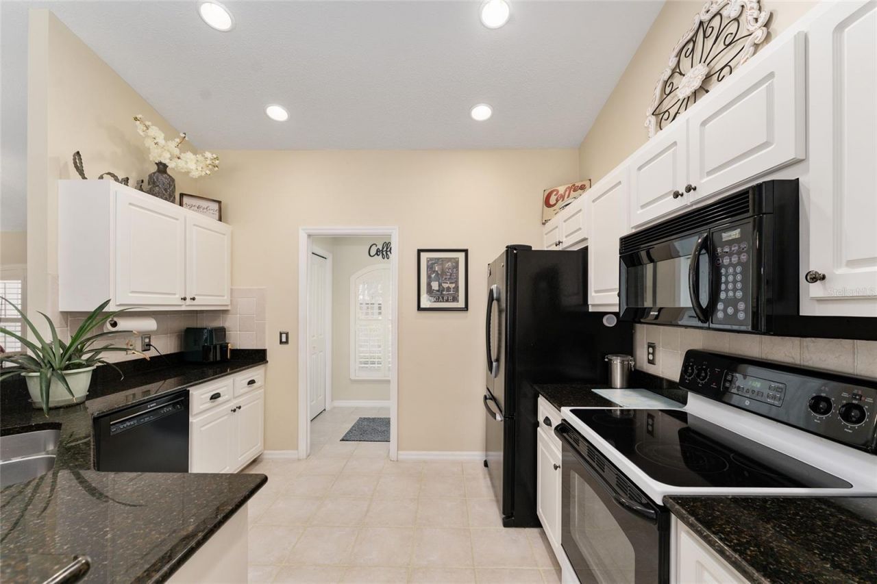 84 S Hunting Lodge Drive, Inverness, FL 34453 Photo