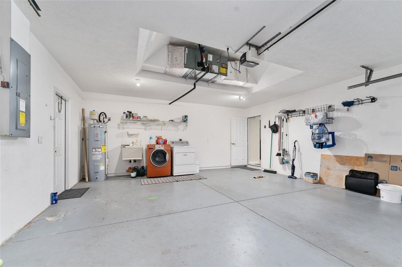 84 S Hunting Lodge Drive, Inverness, FL 34453 Photo