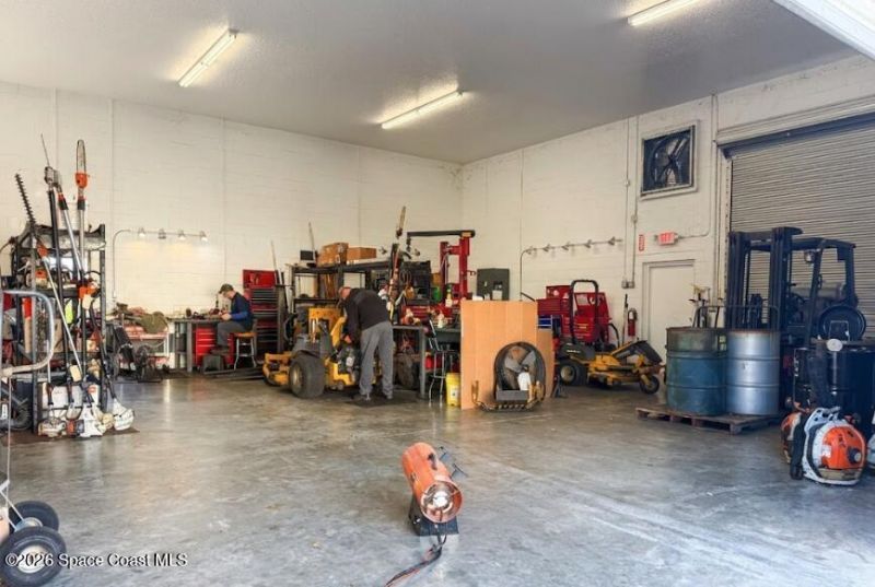 2299 Aurora Road , Melbourne, FL 32935 Photo