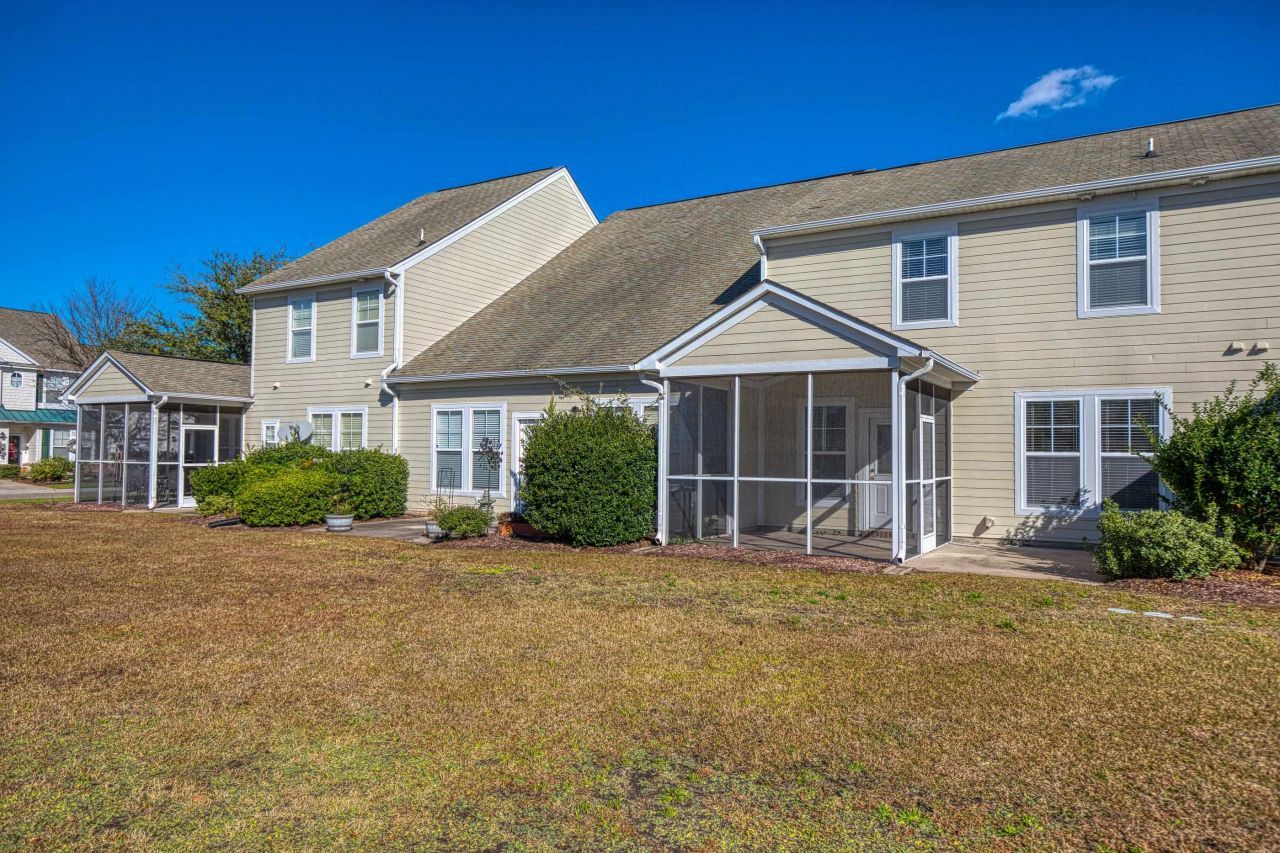 205 Threshing Way Photo 38