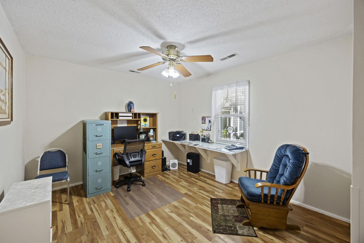 1744 Opal Avenue Photo 19