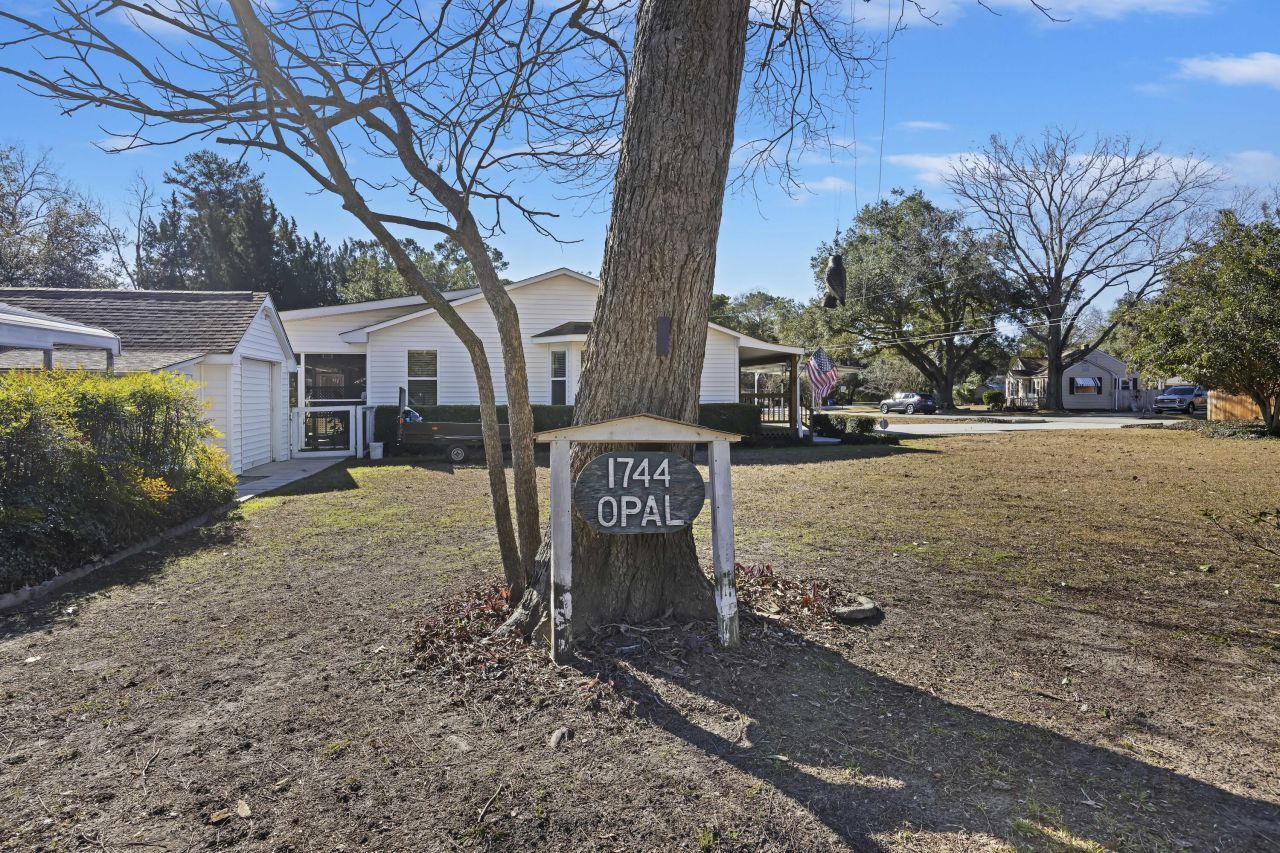 1744 Opal Avenue Photo 45