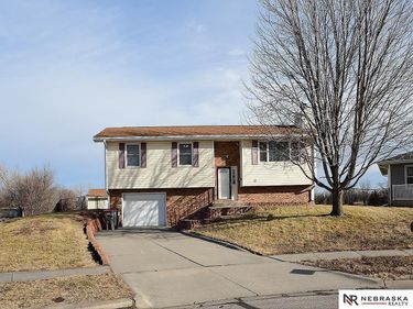1112 SW 10th Circle, Lincoln, NE 68522