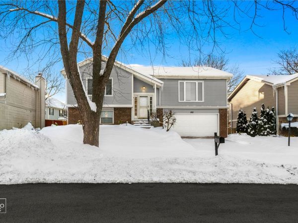 158 Hastings Mill Road, Streamwood, IL 60107