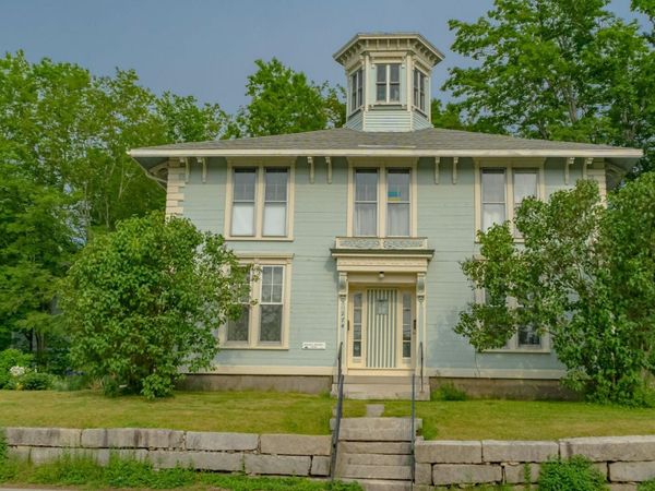 274 Front Street, Richmond, ME 04357