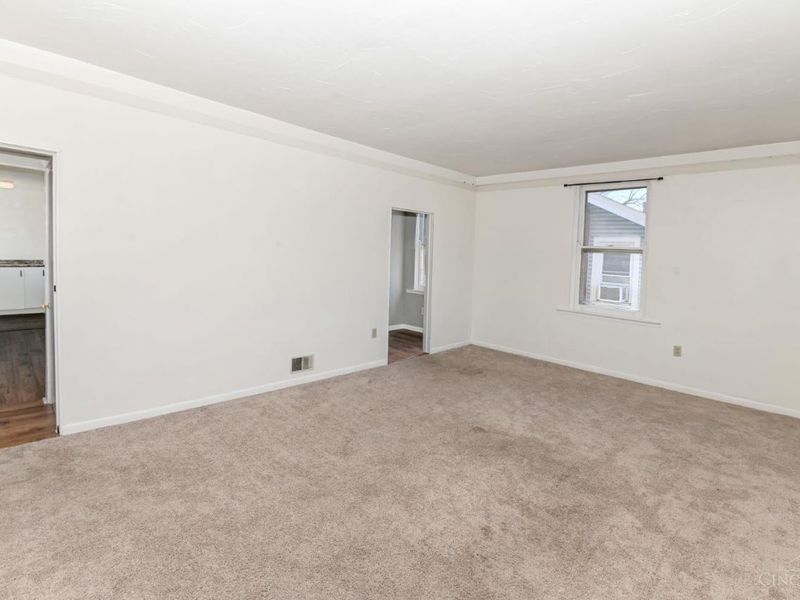 4025 Deer Park Avenue, Deer Park, OH 45236 Photo 12