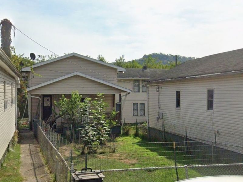 811 Park Street, Martins Ferry, OH 43935 Photo 1