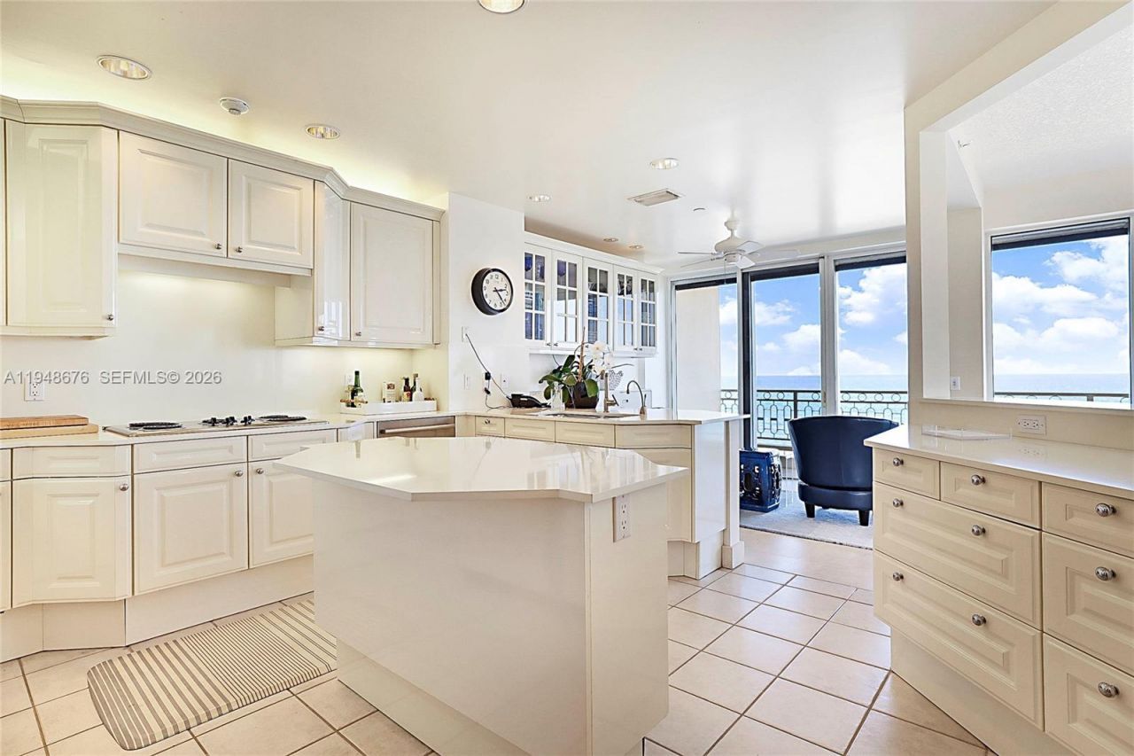 19950 Beach Rd, Unit 4S, Jupiter, FL 33469 Photo