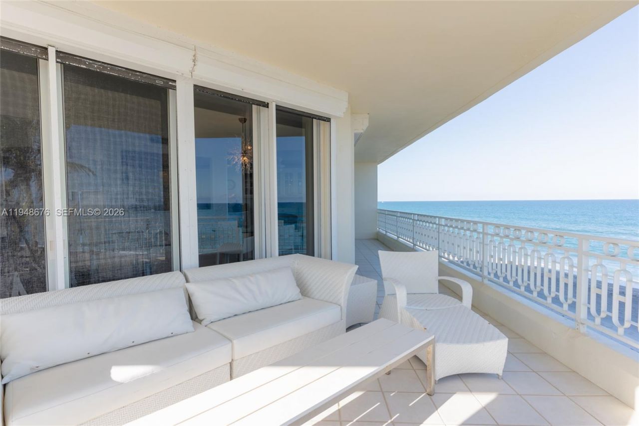 19950 Beach Rd, Unit 4S, Jupiter, FL 33469 Photo