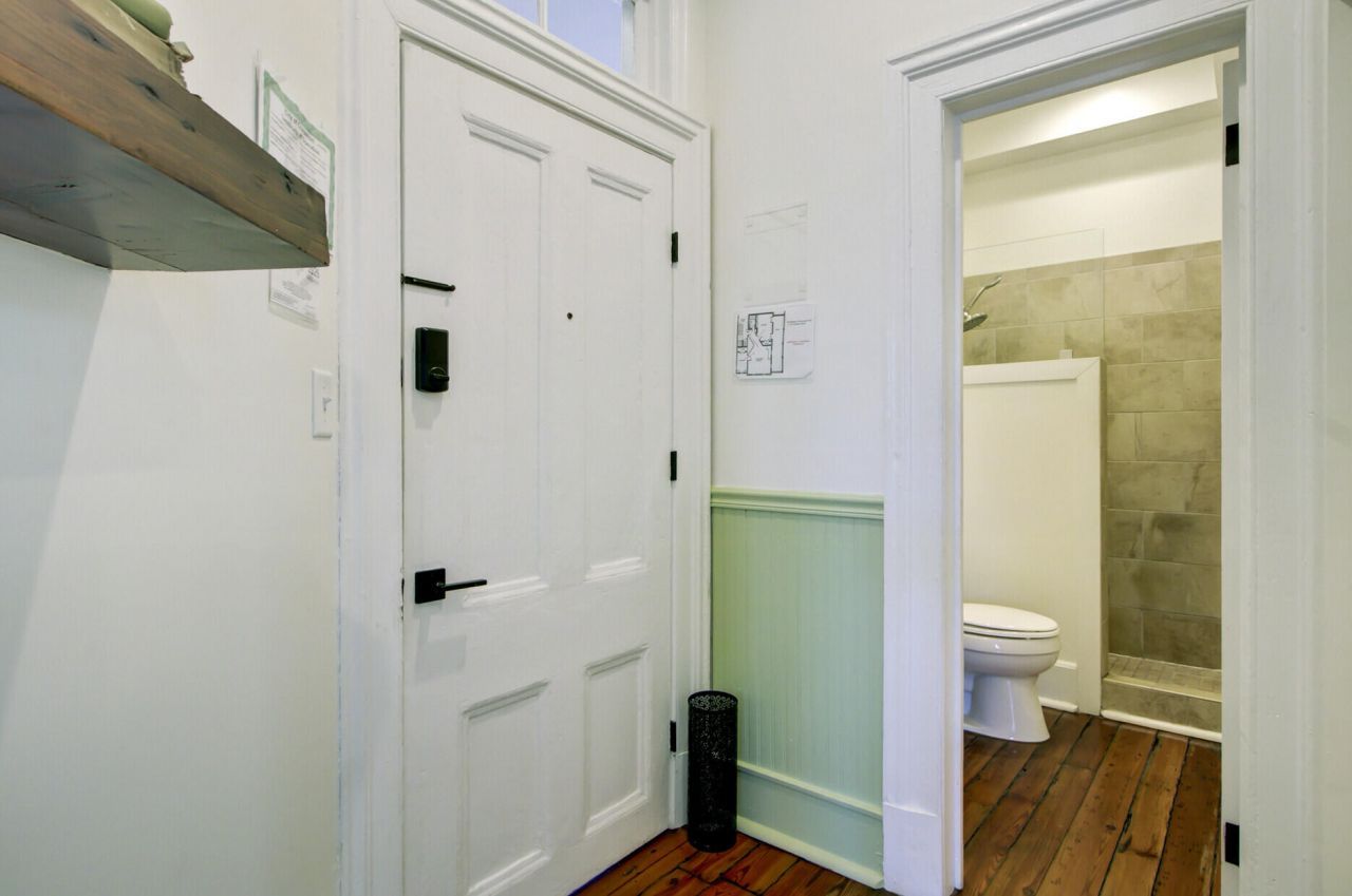 165 Spring Street Photo 22