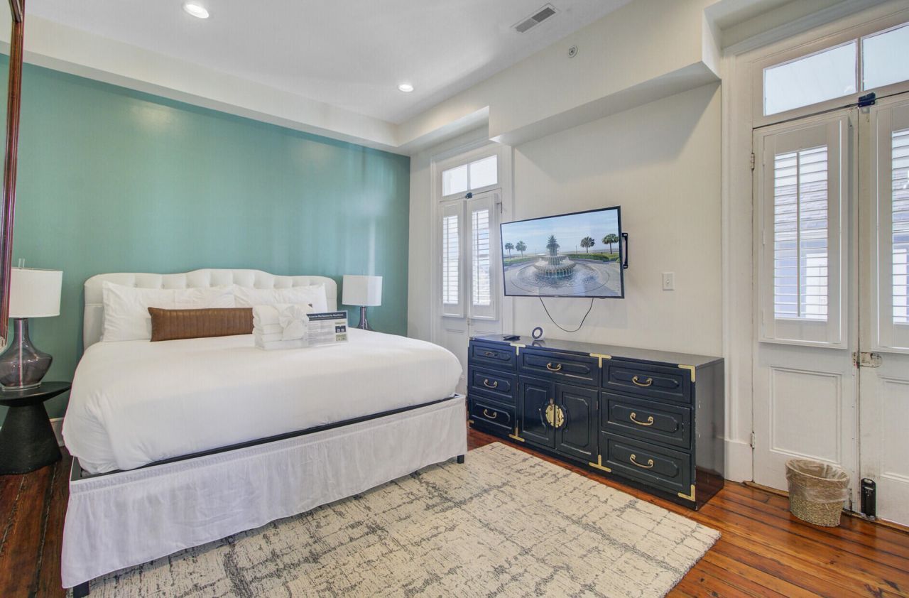 165 Spring Street Photo 30