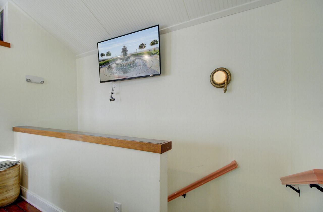 165 Spring Street Photo 70