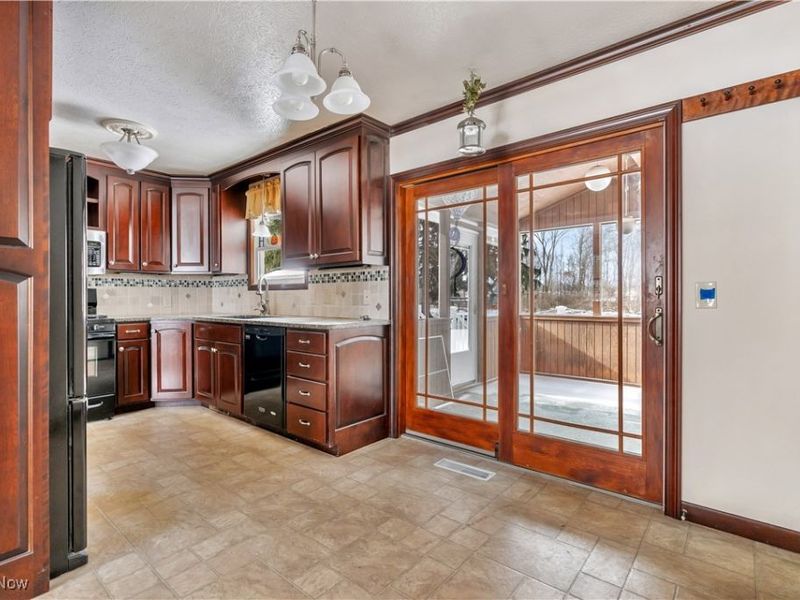 6733 Dale Avenue NW, Massillon, OH 44646 Photo 10