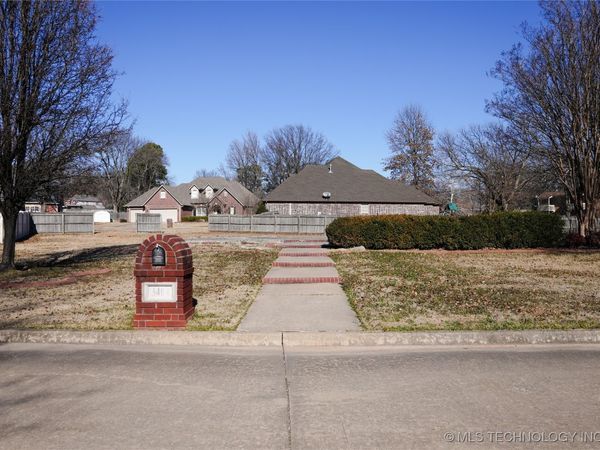 3404 Park Place North , Muskogee, OK 74403