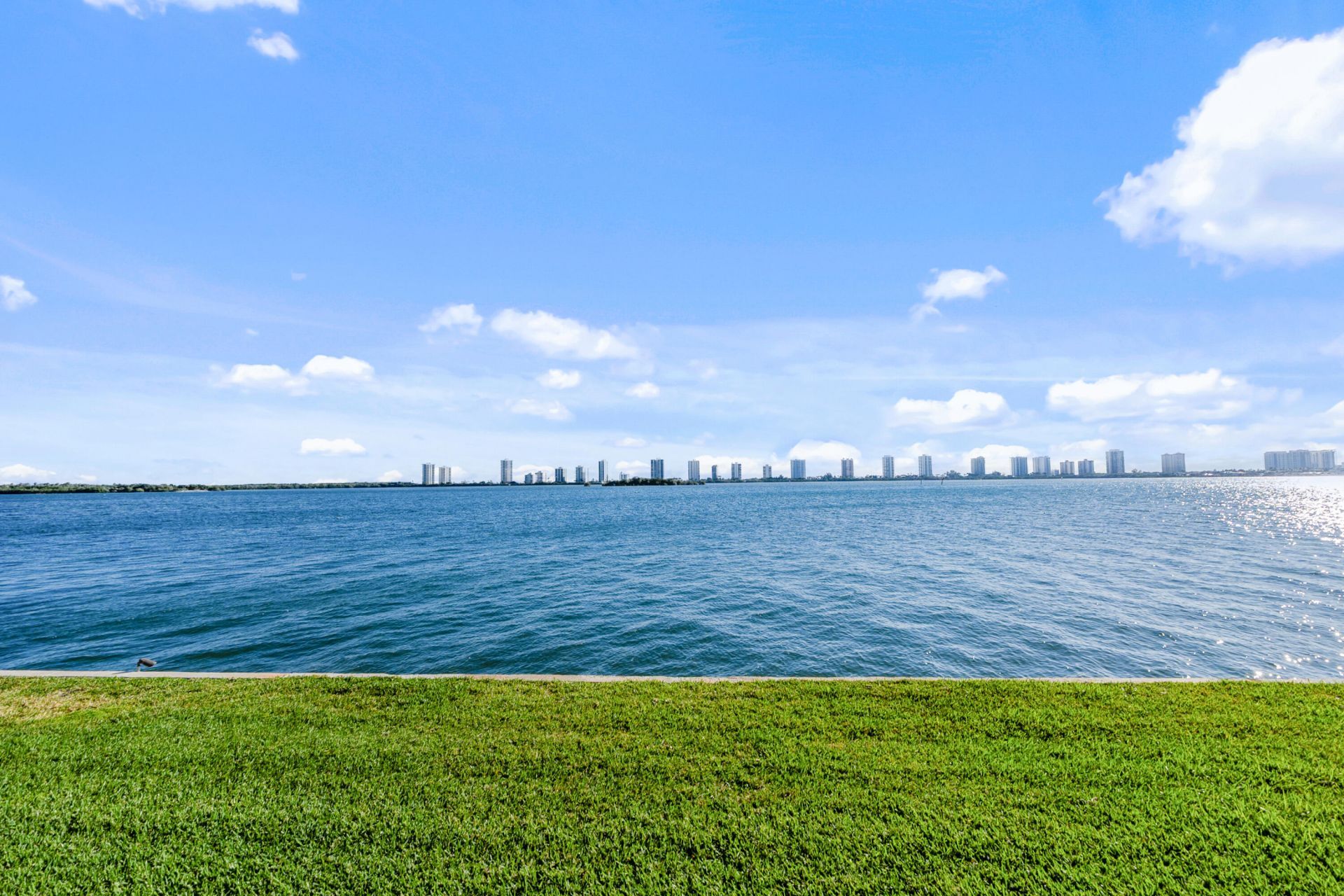 100 Wettaw Lane, Unit 9, North Palm Beach, FL 33408 Photo