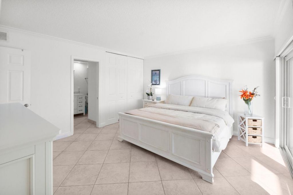 100 Wettaw Lane, Unit 9, North Palm Beach, FL 33408 Photo