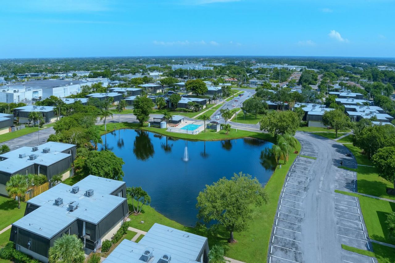 2407 Waterside Drive, Lake Worth, FL 33461 Photo