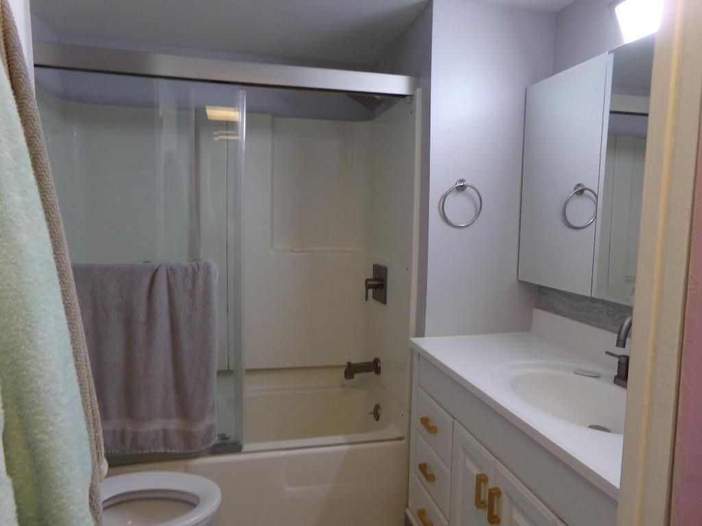 4215 Meadow View Drive, Boynton Beach, FL 33436 Photo