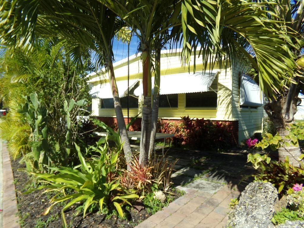 4215 Meadow View Drive, Boynton Beach, FL 33436 Photo