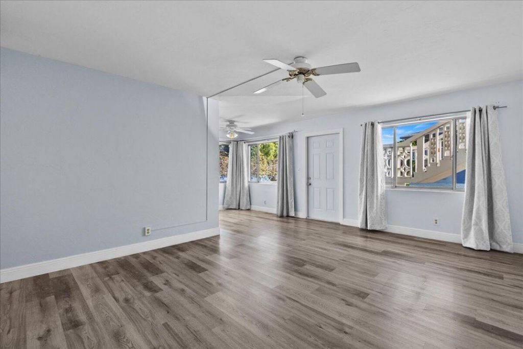 2004 Lake Osborne Drive, Unit 1, Lake Worth Beach, FL 33461 Photo