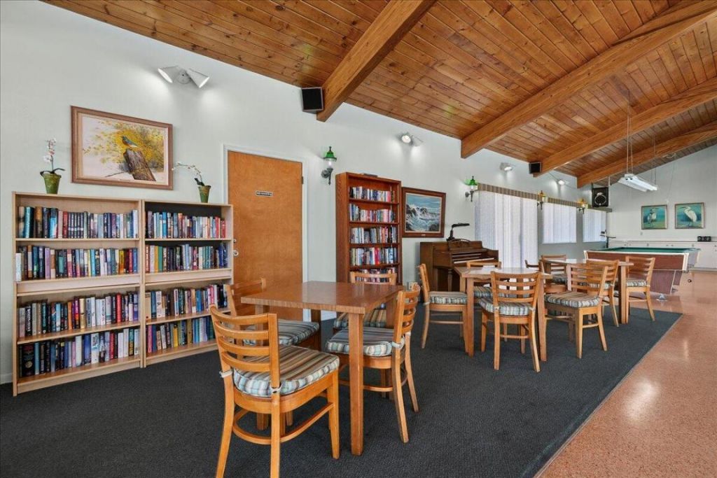 2004 Lake Osborne Drive, Unit 1, Lake Worth Beach, FL 33461 Photo