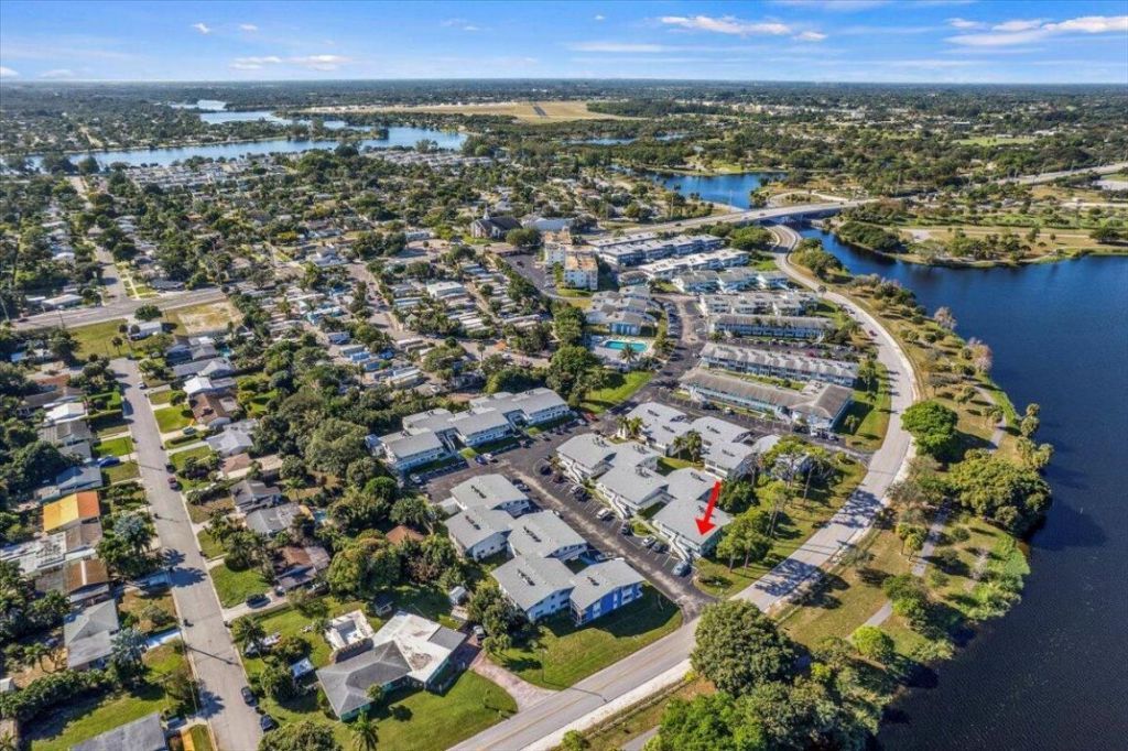 2004 Lake Osborne Drive, Unit 1, Lake Worth Beach, FL 33461 Photo