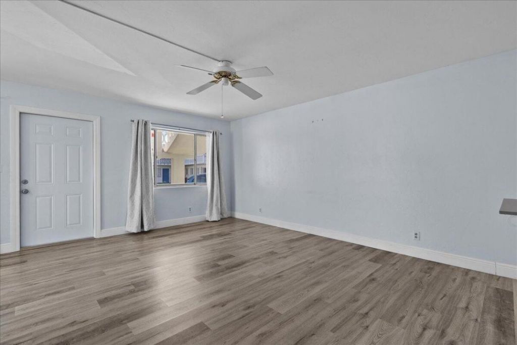 2004 Lake Osborne Drive, Unit 1, Lake Worth Beach, FL 33461 Photo