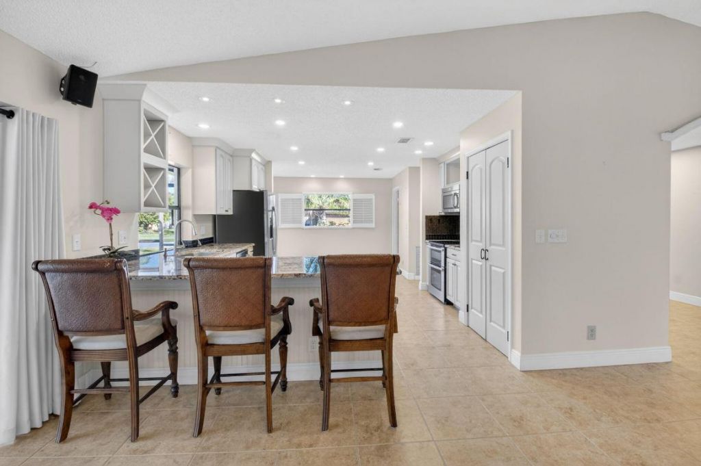 21911 Satinwood Drive, Boca Raton, FL 33428 Photo