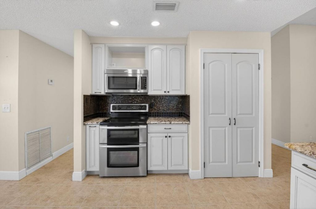 21911 Satinwood Drive, Boca Raton, FL 33428 Photo