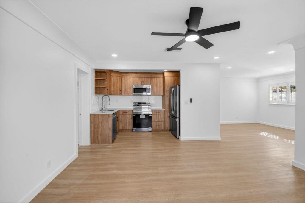 379 NW 23rd Street, Boca Raton, FL 33431 Photo