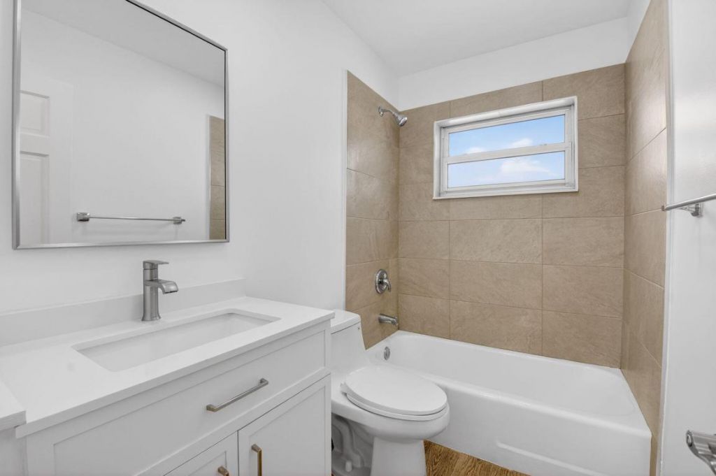 379 NW 23rd Street, Boca Raton, FL 33431 Photo